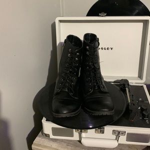 Cute black combat boots, Barely worn, Size 6 by brand Soda!!